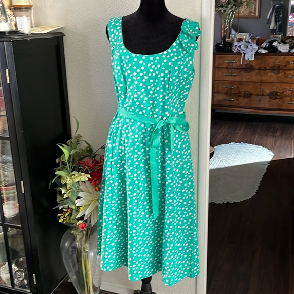 Robbie Bee | Dresses | Robbie Been Green Summer Dress With Flowers  Detailing And Pearls Pockets | Poshmark
